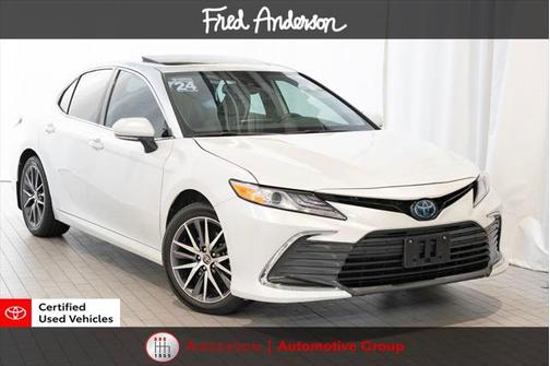 2024 Toyota Camry Hybrid XLE
