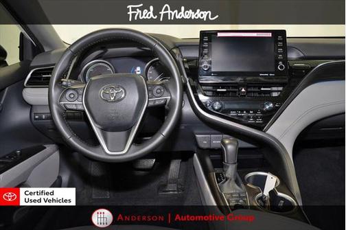 2024 Toyota Camry Hybrid XLE
