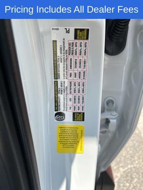 Ice Cap 2026 Toyota RAV4 XLE Premium