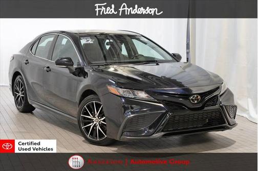2022 Toyota Camry SE