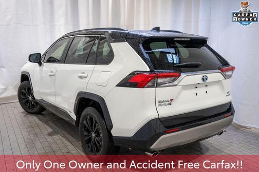 2022 Toyota RAV4 Hybrid SE