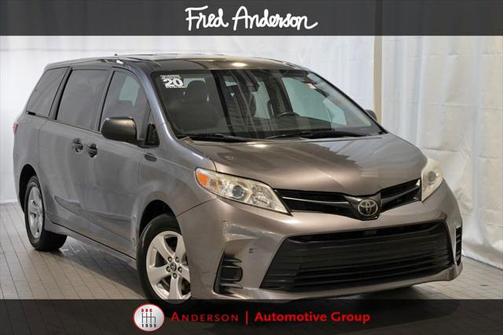 2020 Toyota Sienna SE