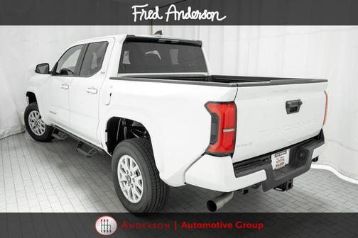 Ice Cap 2024 Toyota Tacoma SR5