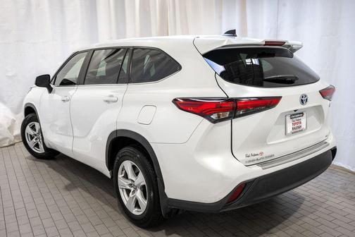 2023 Toyota Highlander Hybrid LE