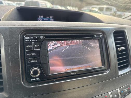 2014 Toyota Sienna LE