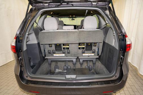 2015 Toyota Sienna L