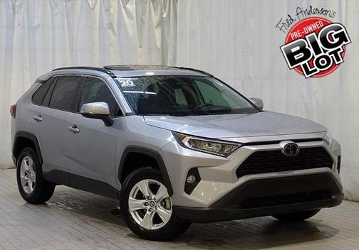 2020 Toyota RAV4 XLE