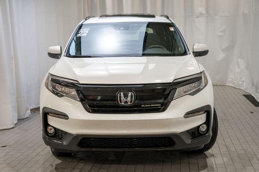 2022 Honda Pilot AWD Black Edition