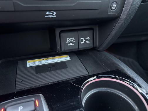 2022 Honda Pilot AWD Black Edition