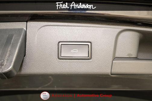 Deep Black 2021 Volkswagen Atlas 3.6L SE w/Technology
