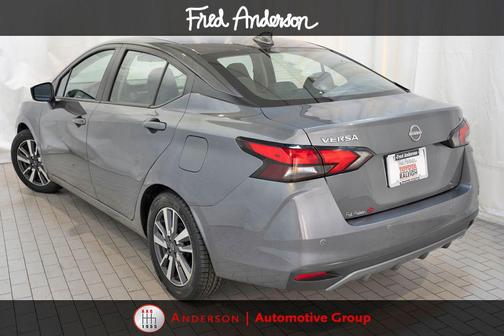 2023 Nissan Versa 1.6 SV