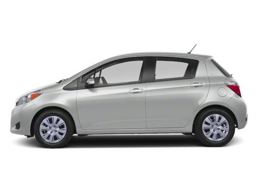 2013 Toyota Yaris LE