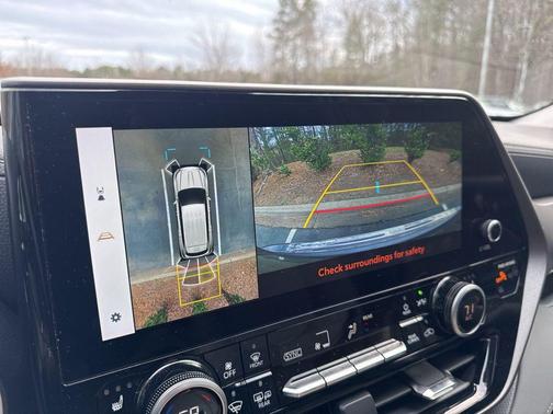 2025 Toyota Highlander Hybrid Limited