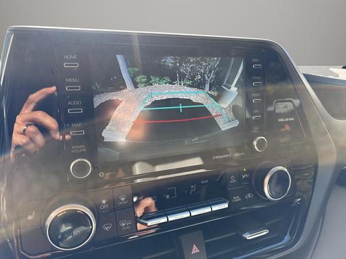 2020 Toyota Highlander Hybrid XLE