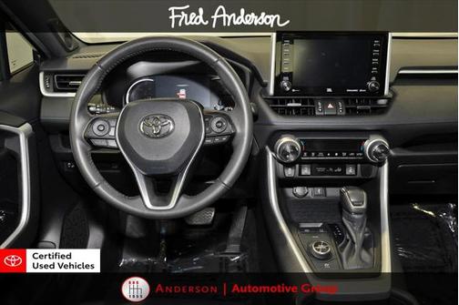 2021 Toyota RAV4 Hybrid SE