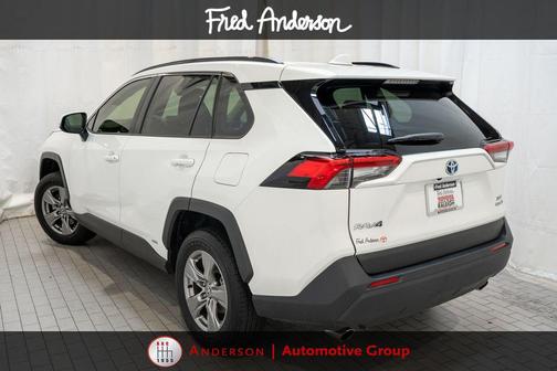 Ice Cap 2023 Toyota RAV4 Hybrid XLE
