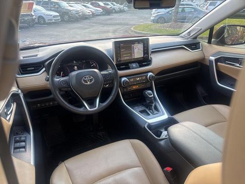 2019 Toyota RAV4 Limited