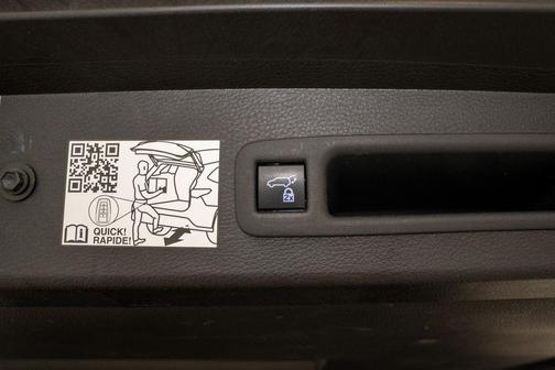 2022 Toyota Sienna XSE 7 Passenger