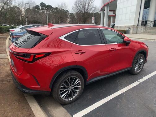 2022 Lexus NX 350h Premium