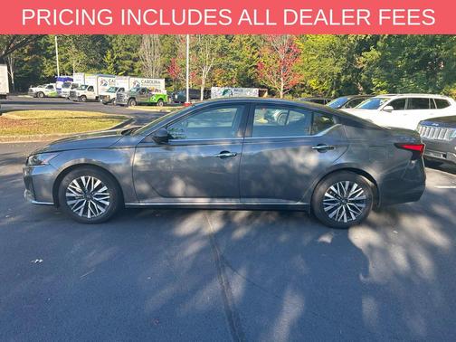 Gun Metallic 2025 Nissan Altima 2.5 SV