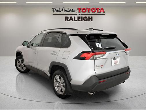 2024 Toyota RAV4 Hybrid XLE