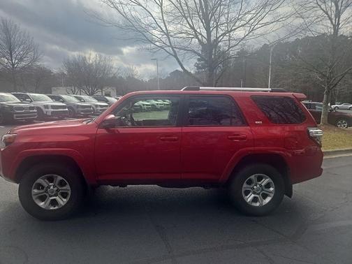 2024 Toyota 4Runner SR5