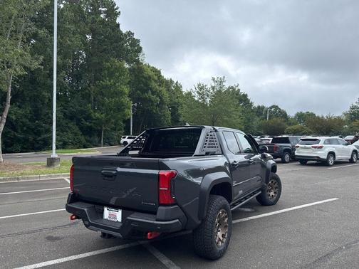 2025 Toyota Tacoma Hybrid Trailhunter