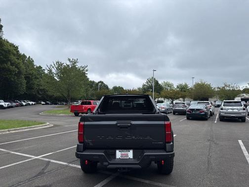 2025 Toyota Tacoma Hybrid Trailhunter