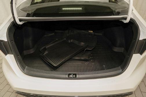 White 2022 Toyota Corolla SE