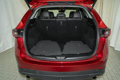 2022 Mazda CX-5 2.5 S Preferred Package