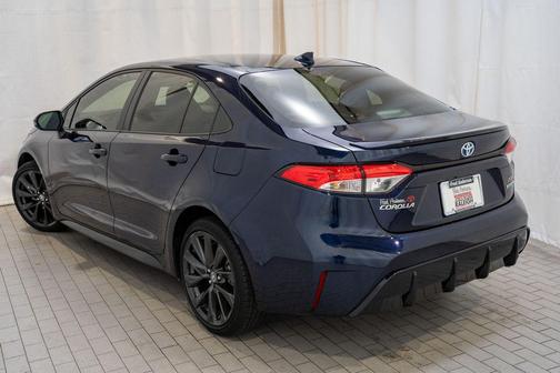 2023 Toyota Corolla Hybrid SE