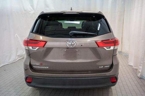 2017 Toyota Highlander LE Plus