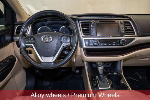 2017 Toyota Highlander LE Plus