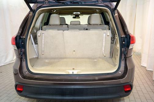 2017 Toyota Highlander LE Plus