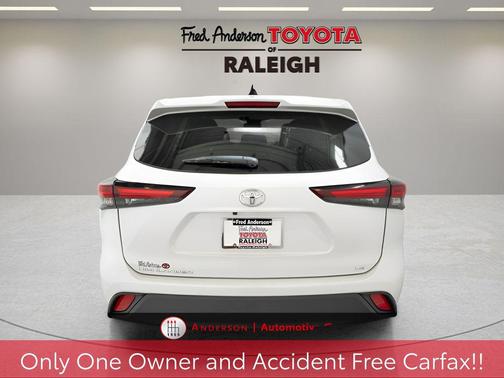 2024 Toyota Highlander LE