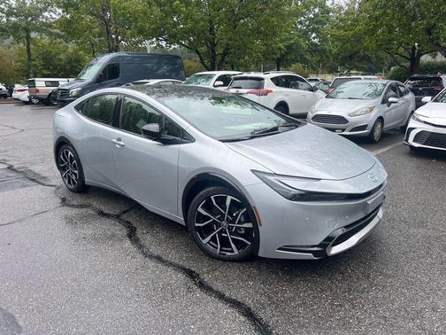 2026 Toyota Prius Plug-In Hybrid XSE