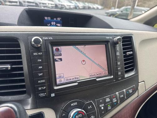 2014 Toyota Sienna XLE