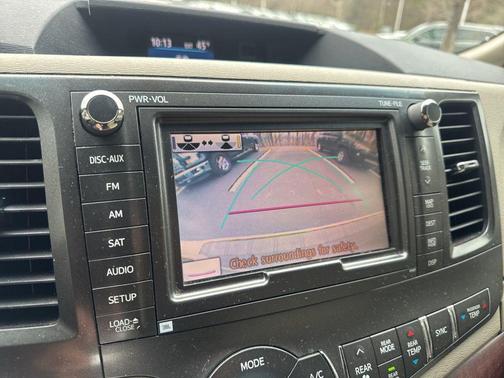 2014 Toyota Sienna XLE