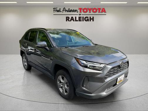 2024 Toyota RAV4 XLE