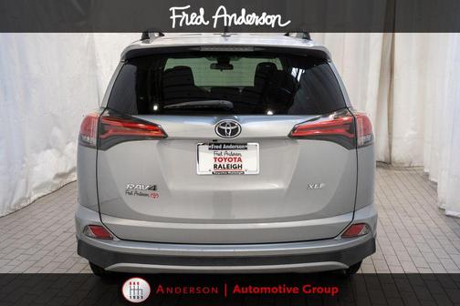Silver Sky Metallic 2018 Toyota RAV4 XLE