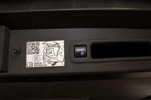 2021 Toyota Sienna XLE 8 Passenger