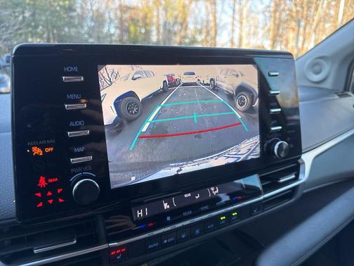 2021 Toyota Sienna XLE 8 Passenger