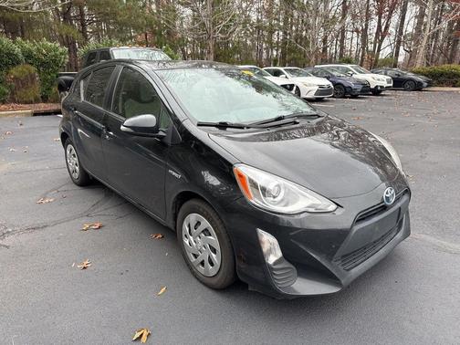2016 Toyota Prius c One
