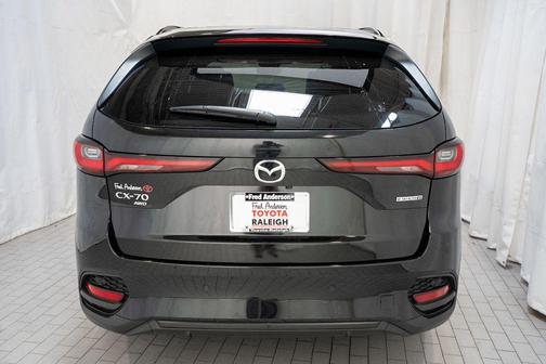 Jet Black Mica 2025 Mazda CX-70 3.3 Turbo Preferred Package