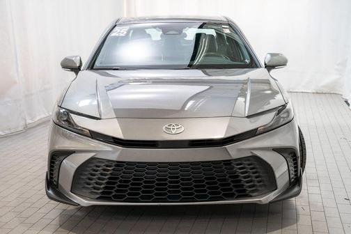 Heavy Metal 2025 Toyota Camry SE