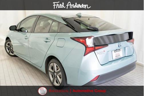 2019 Toyota Prius XLE
