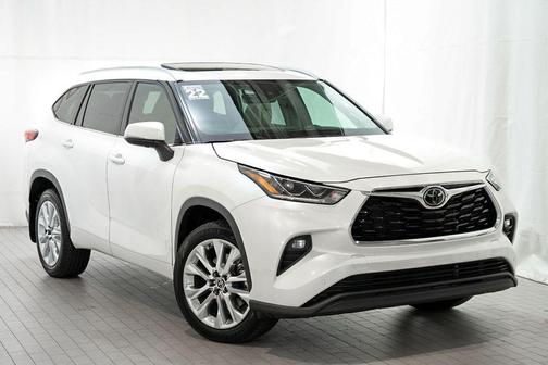 Wind Chill Pearl 2022 Toyota Highlander Limited