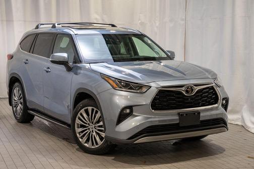 2022 Toyota Highlander Platinum