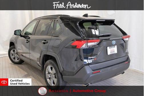 2024 Toyota RAV4 Hybrid XLE