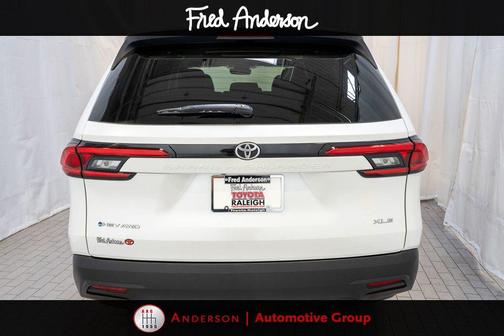 2024 Toyota Grand Highlander Hybrid XLE